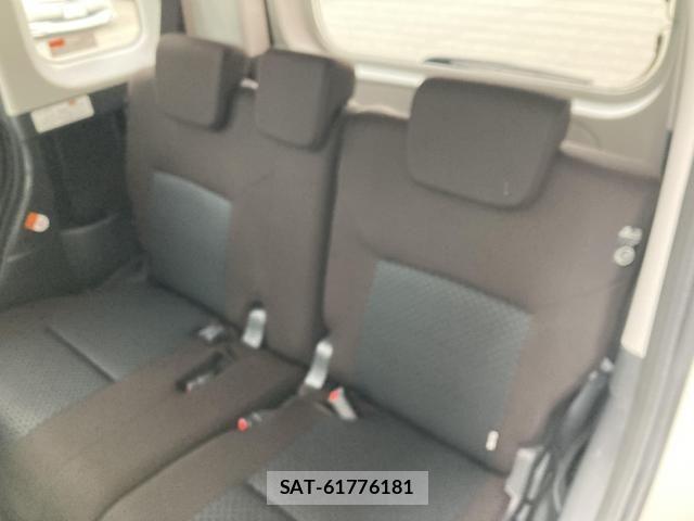 Toyota ROOMY 2021-04 7457400-24