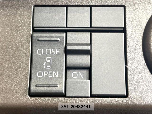 Toyota ROOMY 2025-07 7457367-6