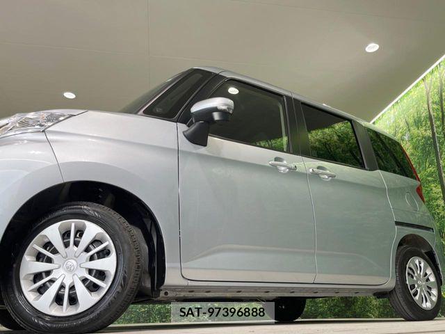 Toyota ROOMY 2019-06 7457402-12