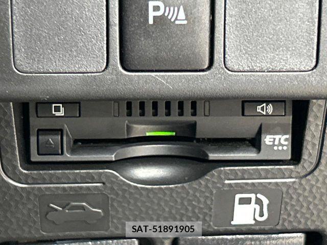 Toyota ROOMY 2019-07 7457406-5