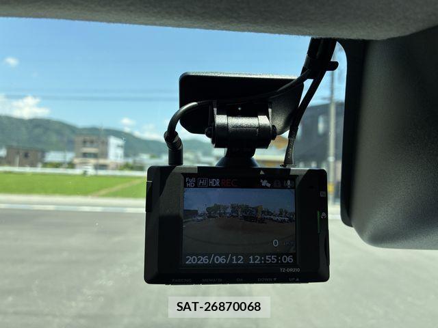 Toyota ROOMY 2023-11 7457364-24