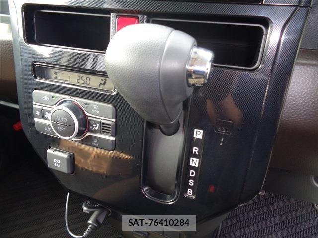 Toyota ROOMY 2021-05 7457408-21