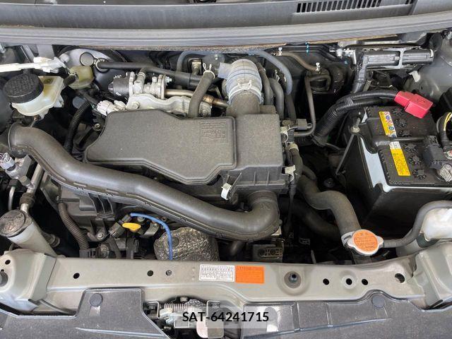Toyota ROOMY 2021-08 7502644-17