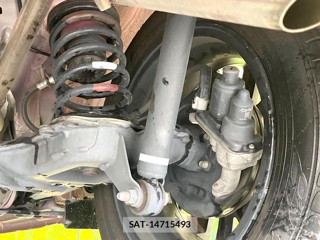 Toyota ROOMY 2020-09 7502634-19