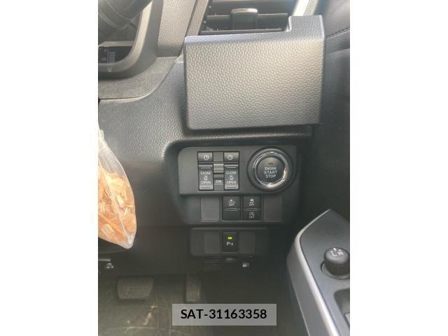 Toyota ROOMY 2024-10 7502614-14