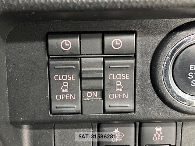 Toyota ROOMY 2022-05 7502625-5