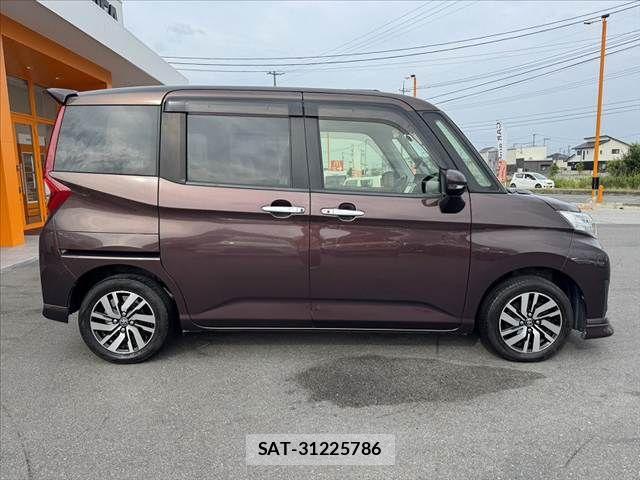 Toyota ROOMY 2017-12 7502657-10