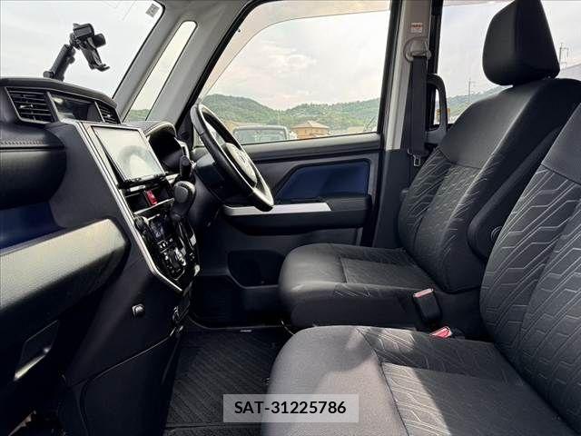 Toyota ROOMY 2017-12 7502657-17