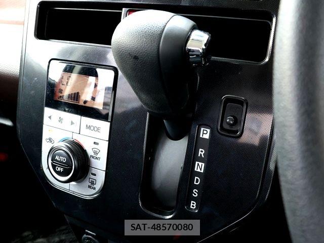 Toyota ROOMY 2018-09 7509888-19