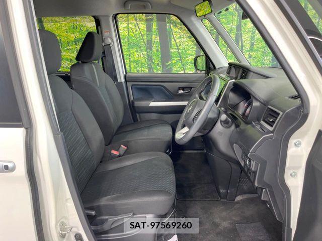 Toyota ROOMY 2021-05 7502619-7