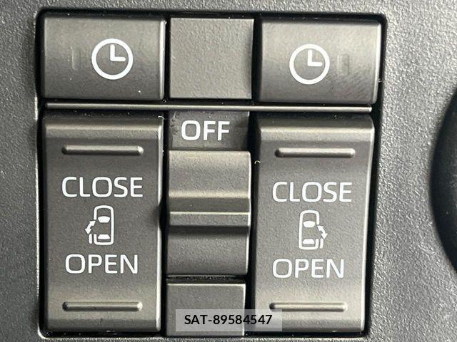 Toyota ROOMY 2021-06 7502629-4