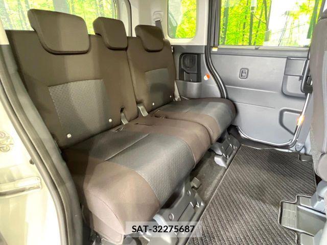 Toyota ROOMY 2023-11 7502626-8