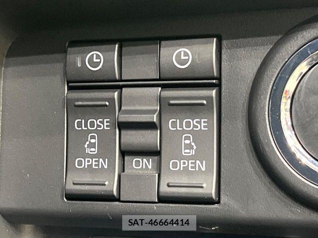 Toyota ROOMY 2025-05 7502615-4