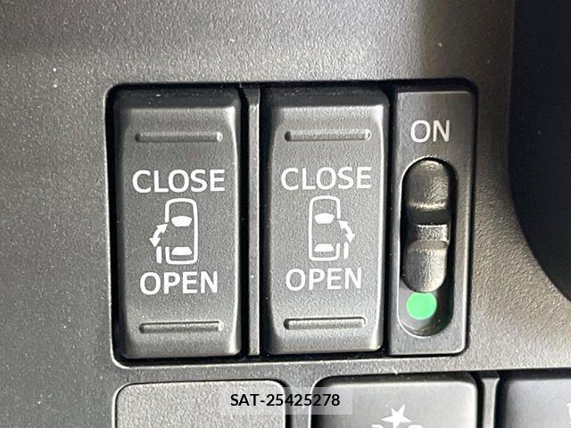 Toyota ROOMY 2016-11 7502650-4