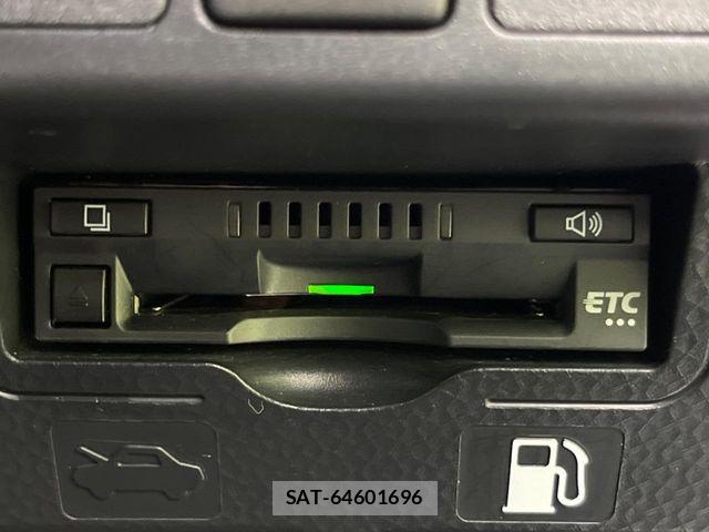 Toyota ROOMY 2021-04 7502637-6