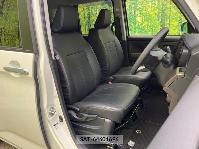 Toyota ROOMY 2021-04 7502637-7
