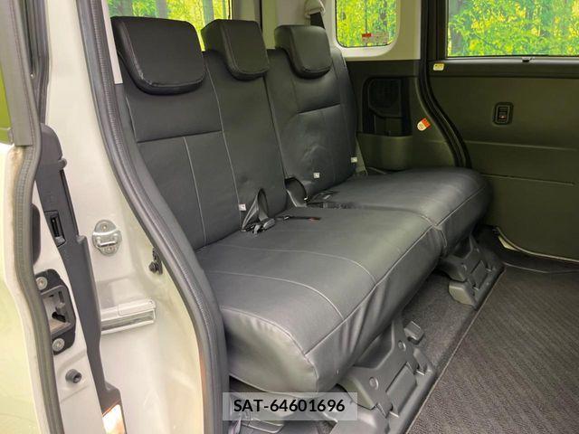 Toyota ROOMY 2021-04 7502637-8