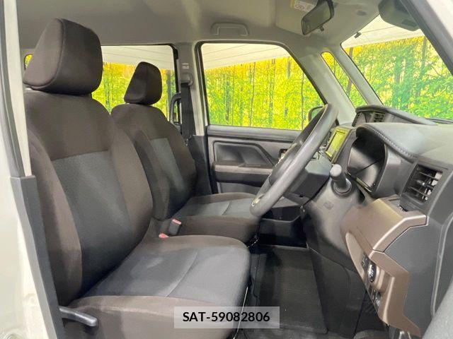 Toyota ROOMY 2022-05 7502651-7