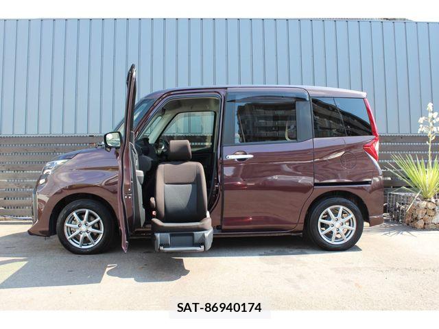 Toyota ROOMY 2021-08 7502652-0