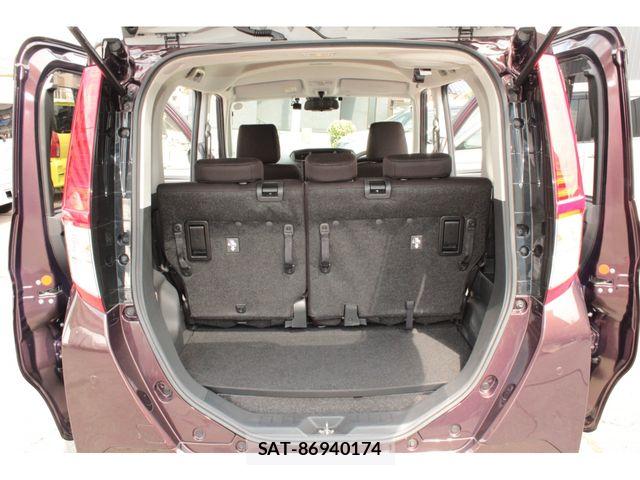 Toyota ROOMY 2021-08 7502652-3