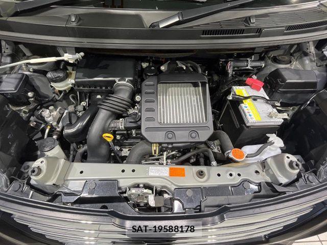 Toyota ROOMY 2017-07 7502633-19