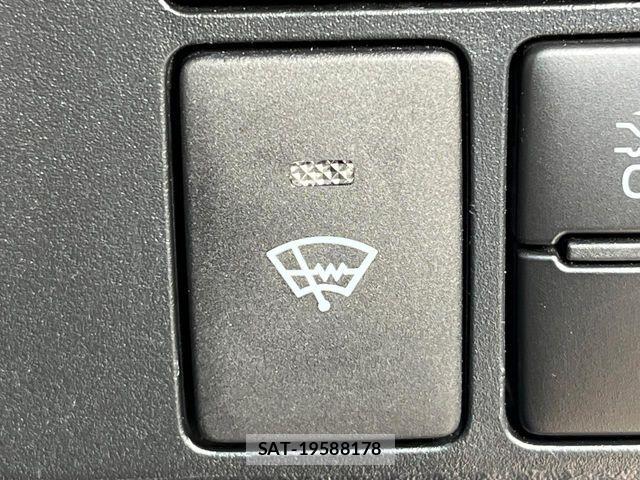 Toyota ROOMY 2017-07 7502633-5
