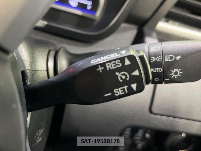 Toyota ROOMY 2017-07 7502633-7
