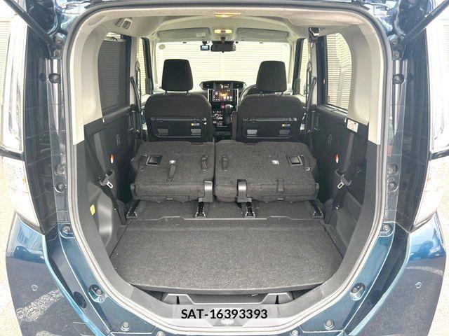 Toyota ROOMY 2021-10 7562758-9