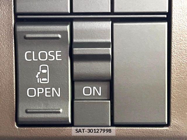 Toyota ROOMY 2025-11 7562757-4