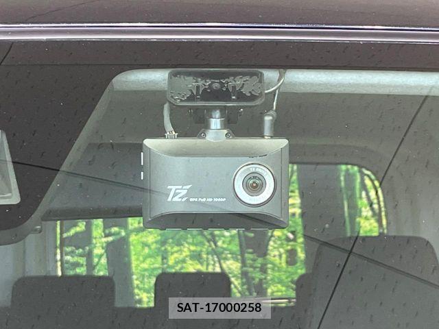 Toyota ROOMY 2022-06 7619591-6
