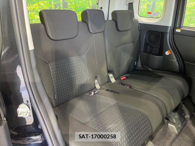 Toyota ROOMY 2022-06 7619591-8