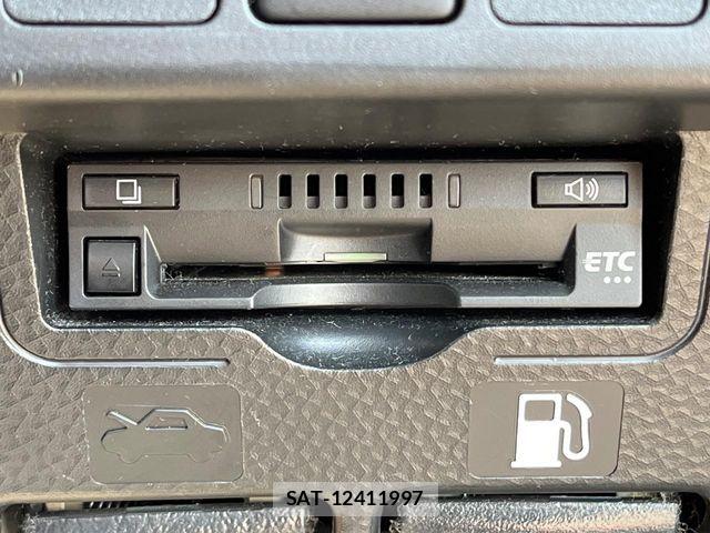Toyota ROOMY 2021-12 7619600-5