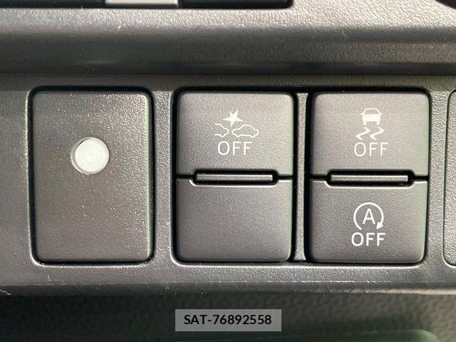Toyota ROOMY 2023-05 7619590-5