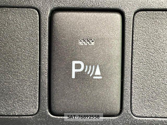 Toyota ROOMY 2023-05 7619590-6