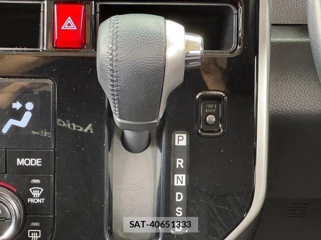 Toyota ROOMY 2019-02 7619629-19