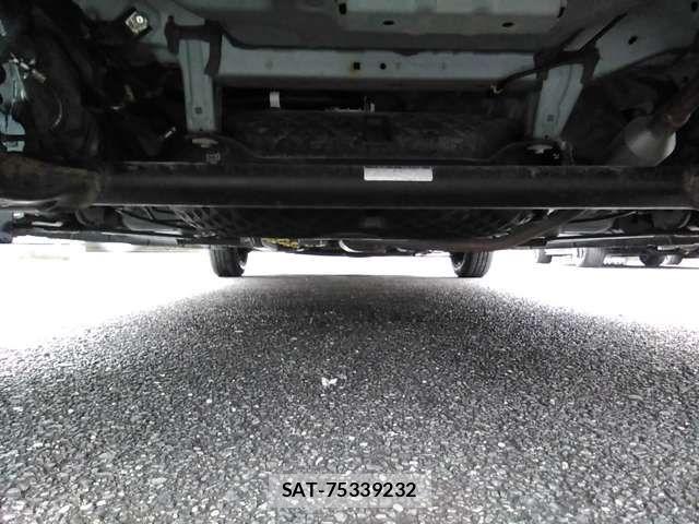 Toyota ROOMY 2023-03 7619622-11