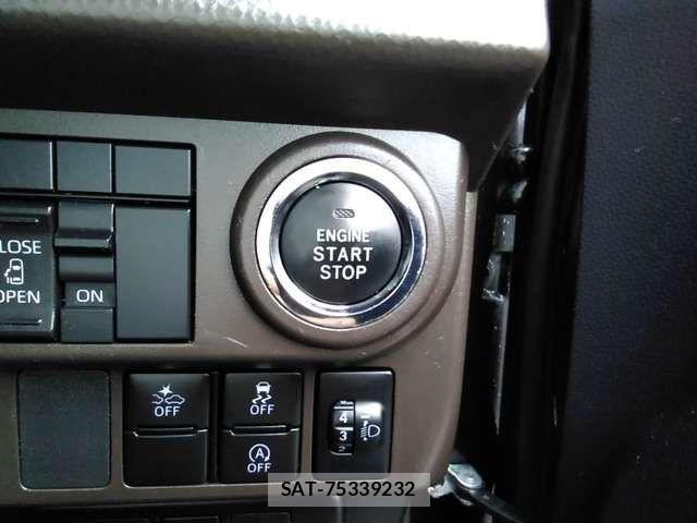 Toyota ROOMY 2023-03 7619622-14