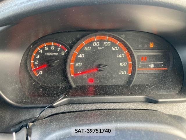 Toyota ROOMY 2019-07 7619643-11
