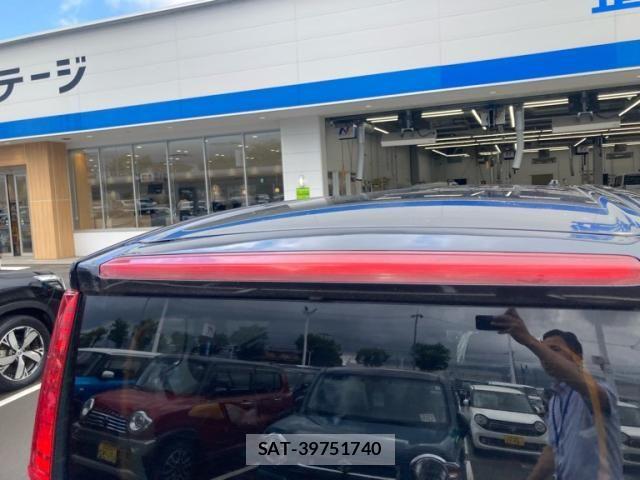Toyota ROOMY 2019-07 7619643-5