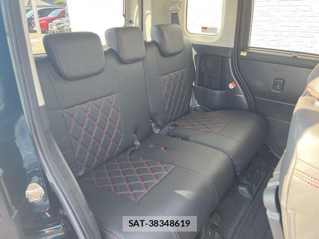 Toyota ROOMY 2017-06 7619641-11