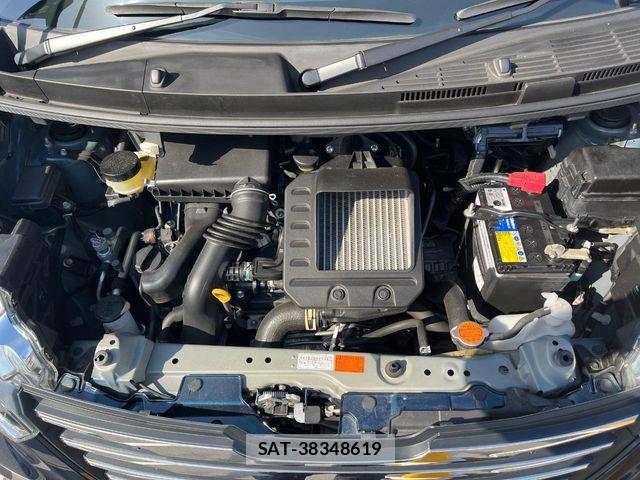 Toyota ROOMY 2017-06 7619641-17