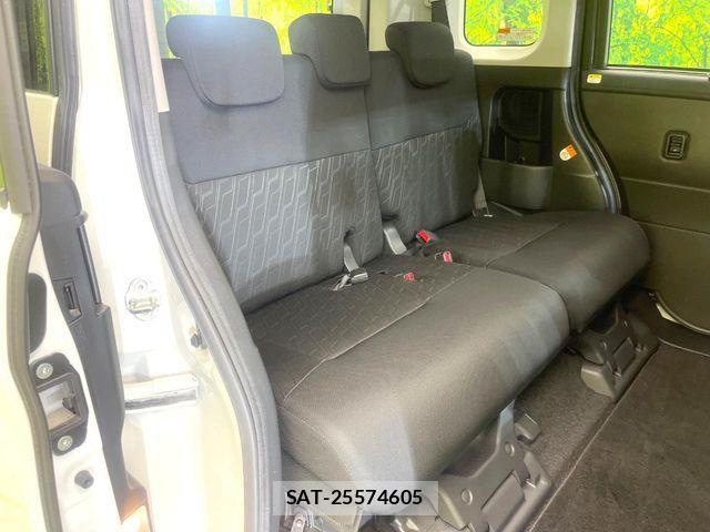 Toyota ROOMY 2020-03 7619604-8