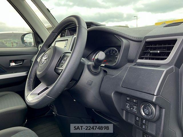 Toyota ROOMY 2023-03 7619588-3