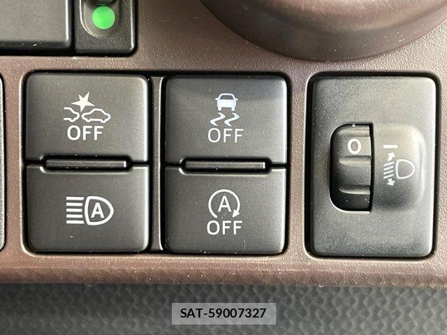 Toyota ROOMY 2019-12 7619636-5