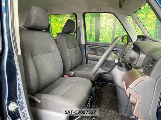 Toyota ROOMY 2019-12 7619636-7