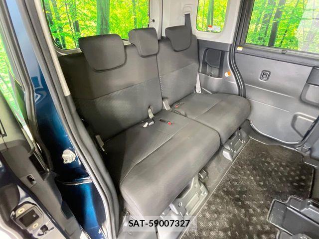 Toyota ROOMY 2019-12 7619636-8