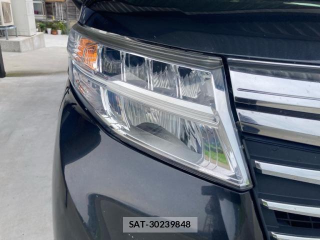 Toyota ROOMY 2018-01 7619639-2