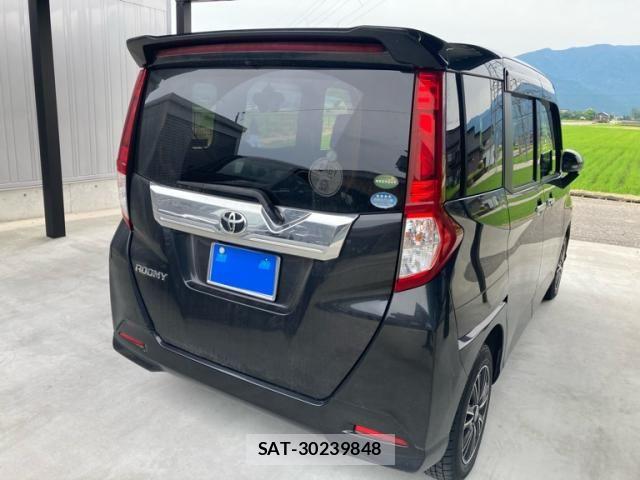 Toyota ROOMY 2018-01 7619639-3