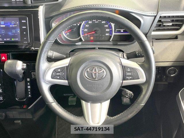 Toyota ROOMY 2017-08 7619628-10