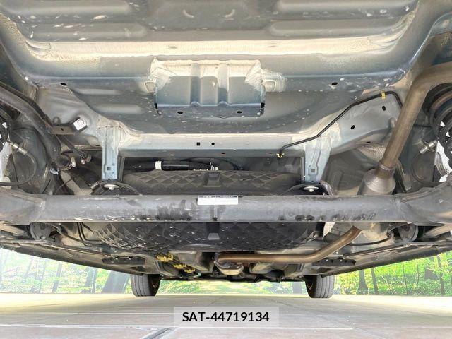 Toyota ROOMY 2017-08 7619628-18